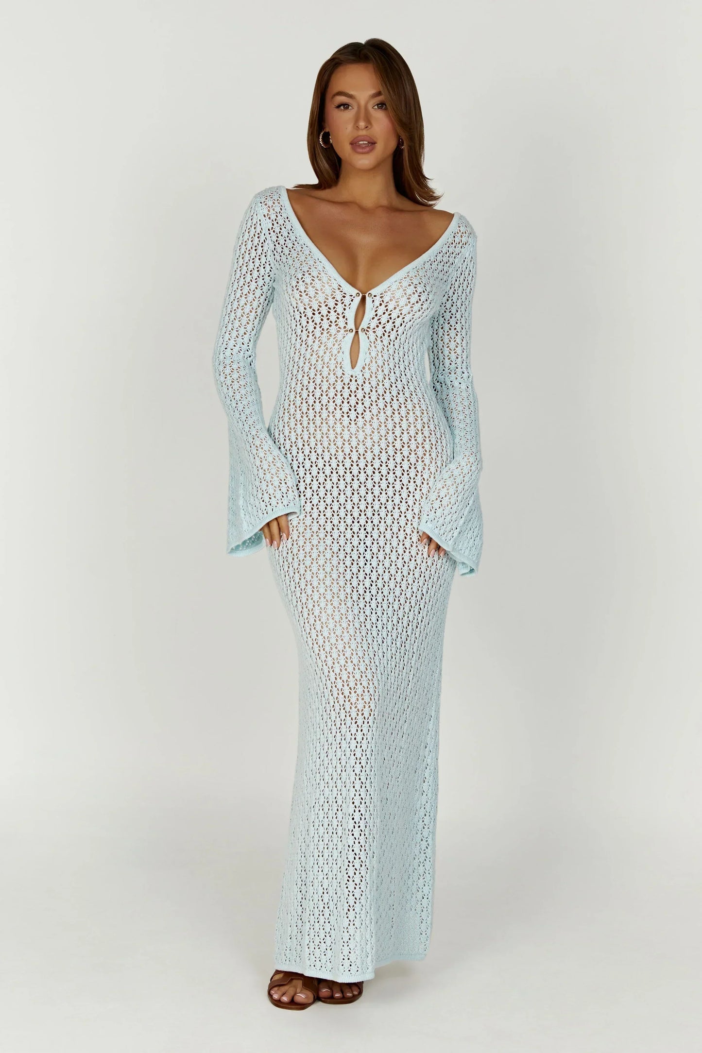 KAYLA MAXIKLEID MIT HÄKELÄRMELN