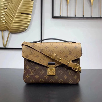 Sac LV  AV