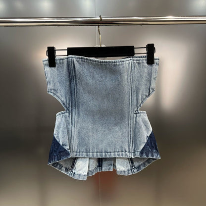 Schlagjeans mit Abnähern und Doppelreißverschluss
