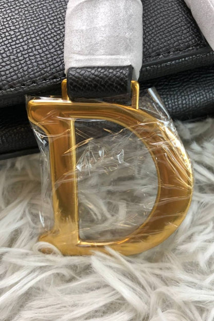 Sac Divina Sattel en Cuir de Veau Grainé avec Sangle Ajustable