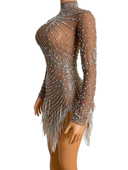Robe Chanela Diamanté avec Design Éblouissant