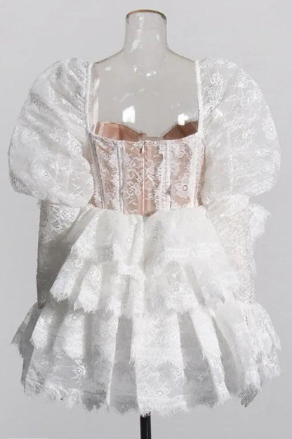Minikleid EYECATCHER avec Bustier et Dentelle