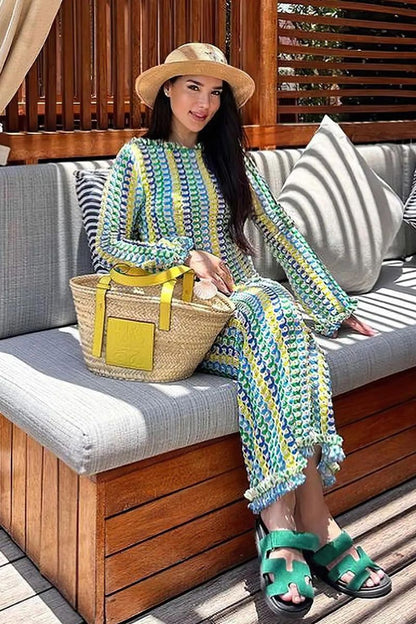 Maxikleid Gestrickt Rückenfrei mit Ausgestellten Ärmeln
