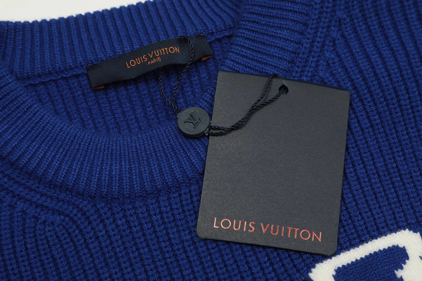 Knit LV