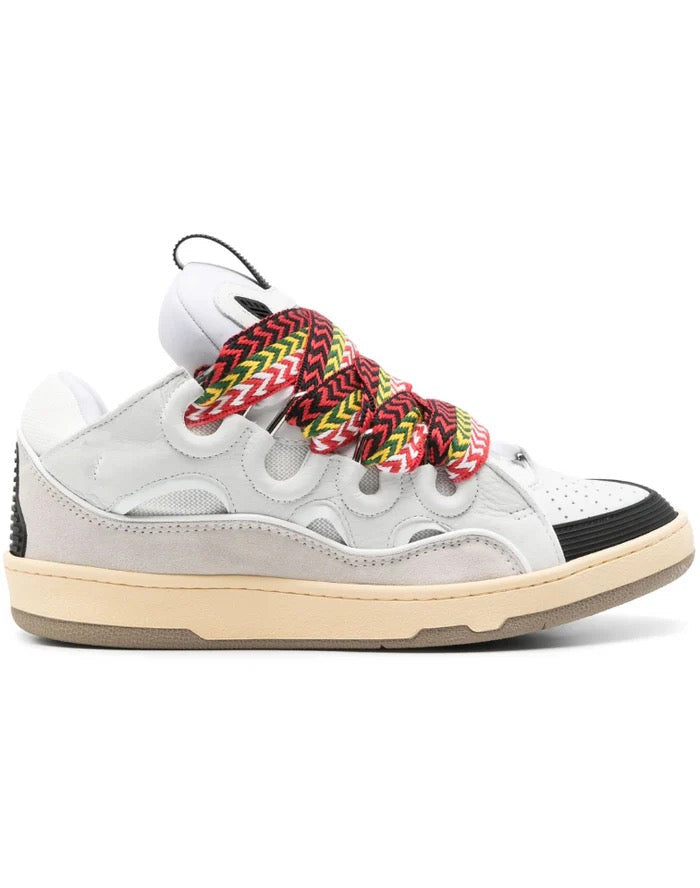 Sneaker Curb