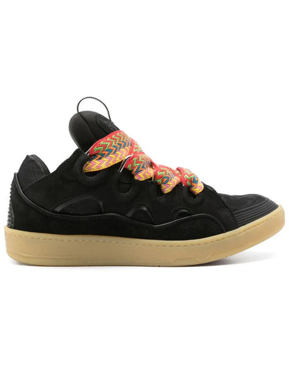 Sneaker Curb
