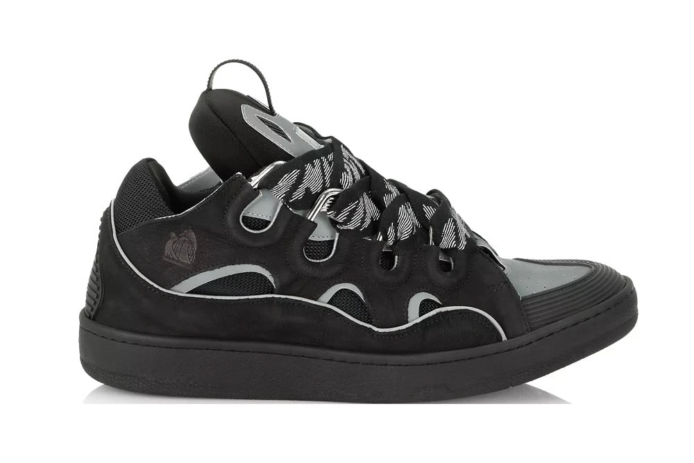 Sneaker Curb