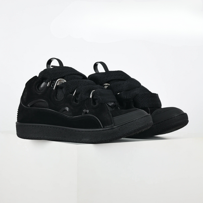 Sneaker Curb