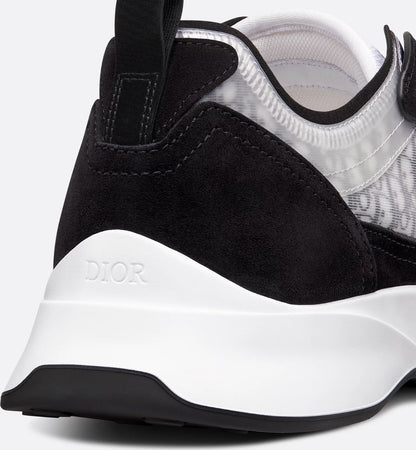 Sneaker B25