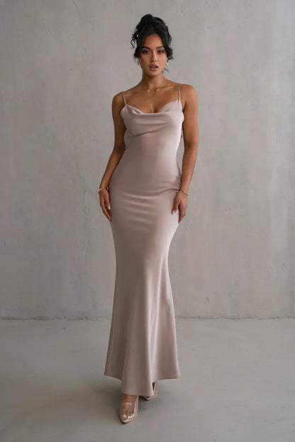 Robe en Satin Bronzé avec Détails Floraux