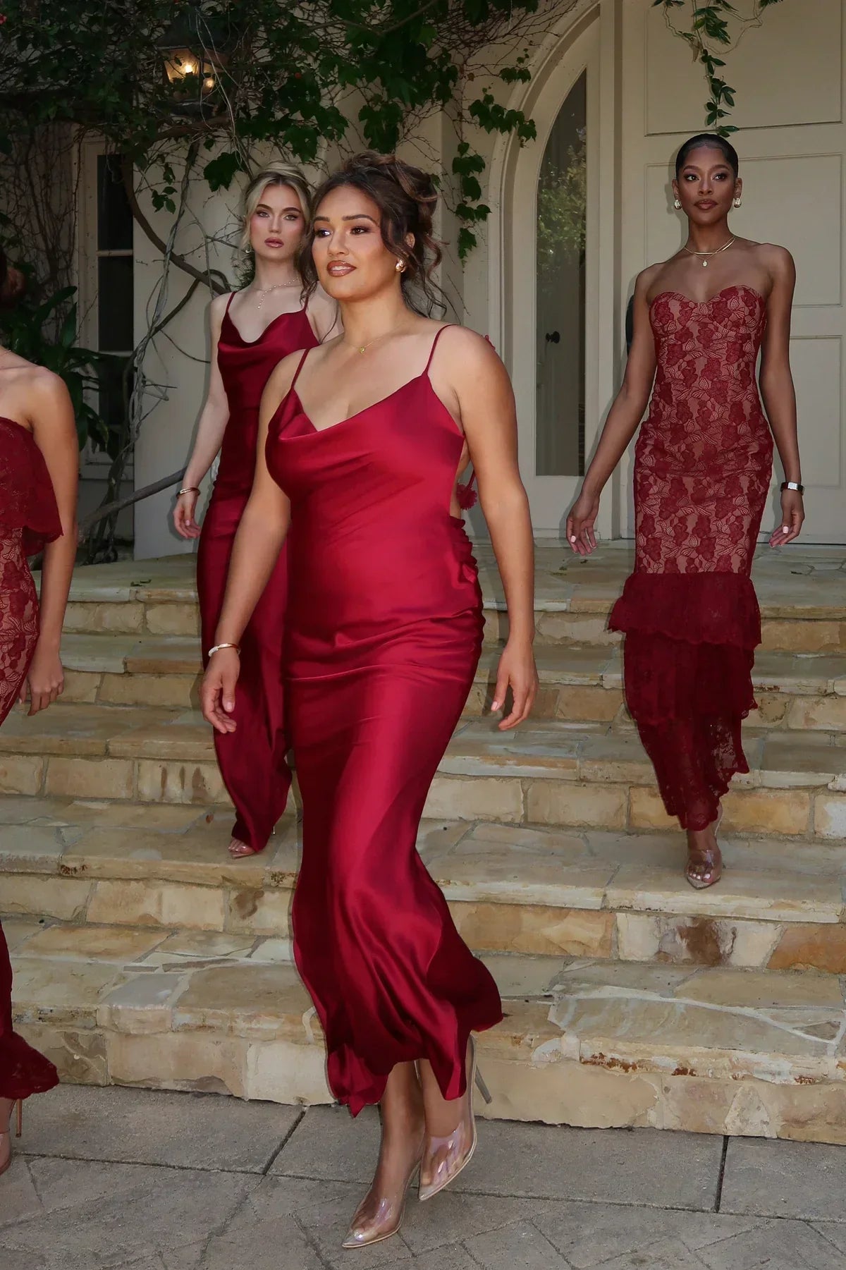 Robe en Satin Bronzé avec Détails Floraux