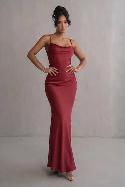 Robe Satin Bronzée avec Détails Floraux