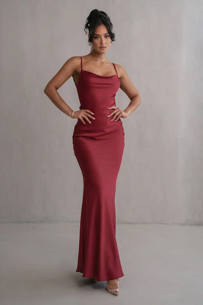 Robe en Satin Bronzé avec Détails Floraux
