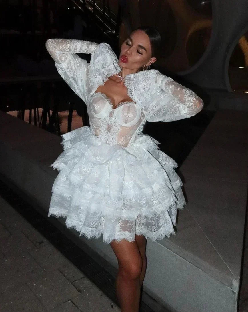 Minikleid EYECATCHER avec Bustier et Dentelle