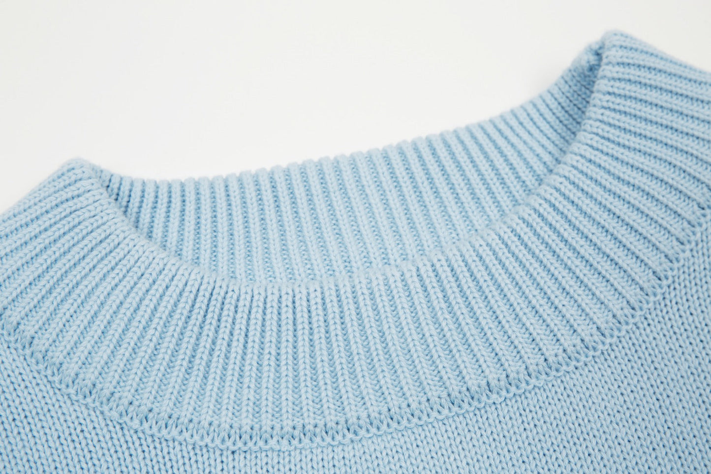 Sweater Unisexe Heart Babyblue