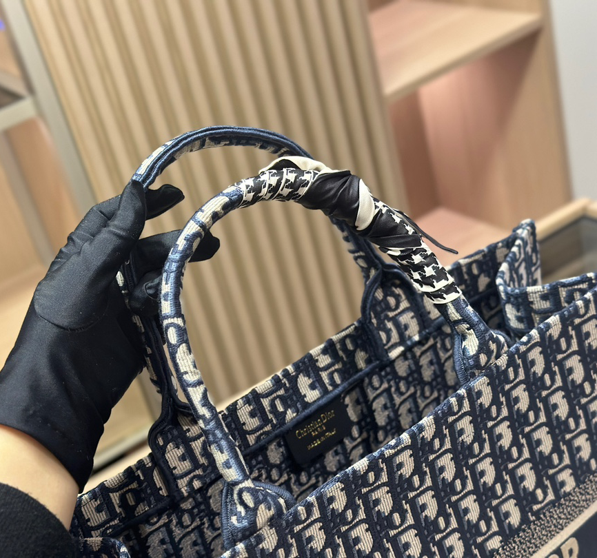 10064 Taille 42cm