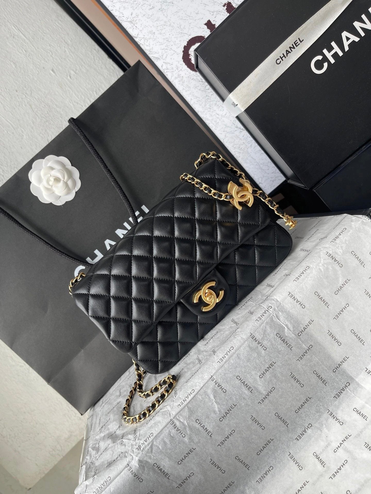 806879 Produit